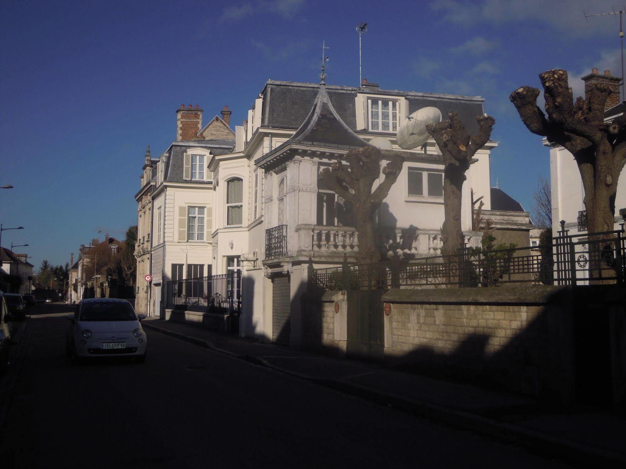 Bed and Breakfast La Demeure D'Eirene Troyes Exteriér fotografie